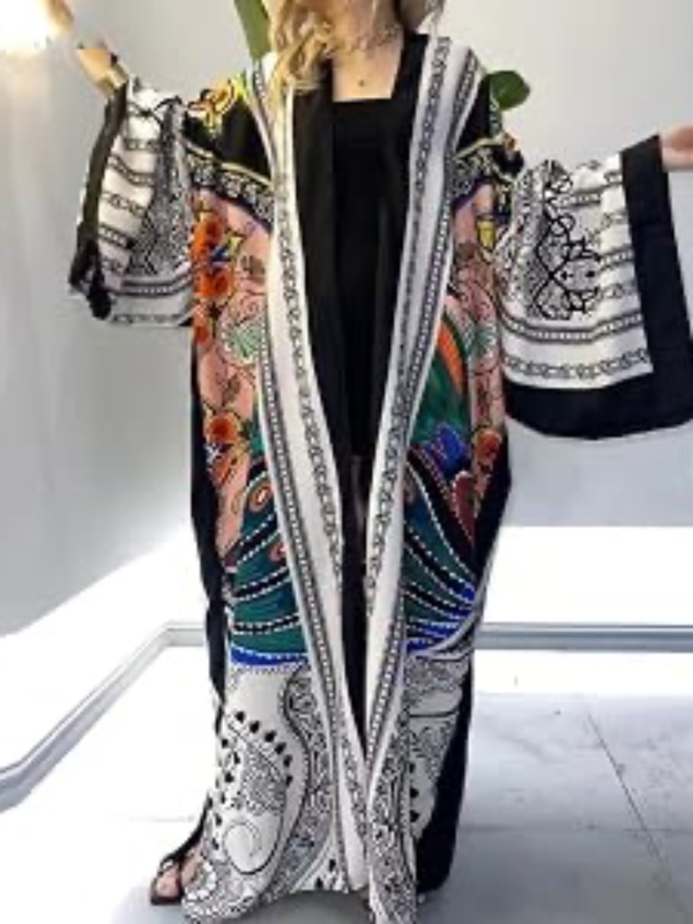 KIMONO WITH BELT